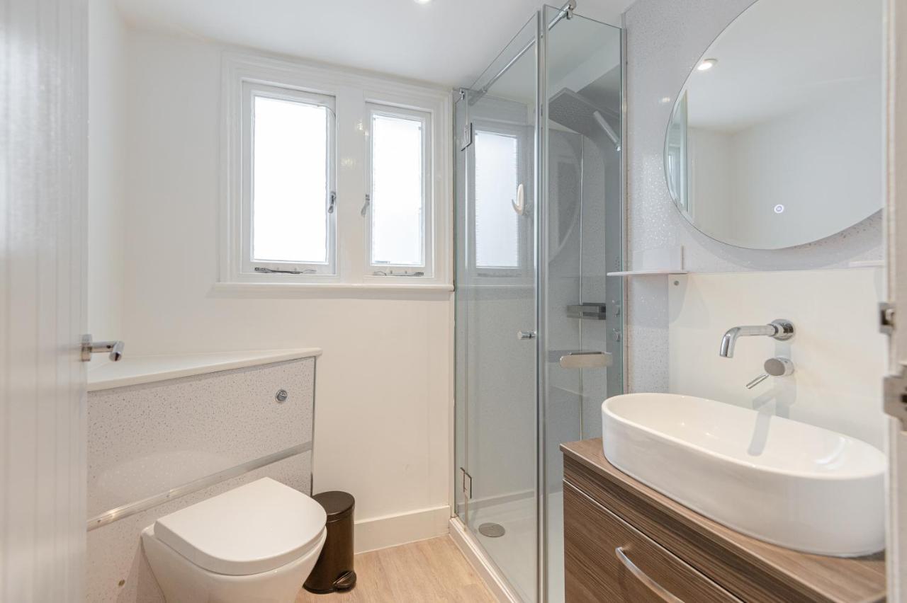 Kensington 2 Bed 2 Bath Apartment For 5 Guests London Ngoại thất bức ảnh